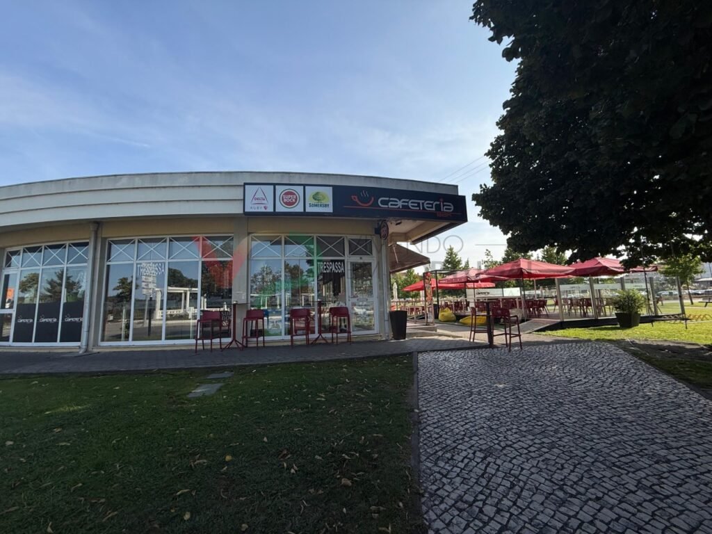 Trespasse de café e restaurante no centro de Vagos