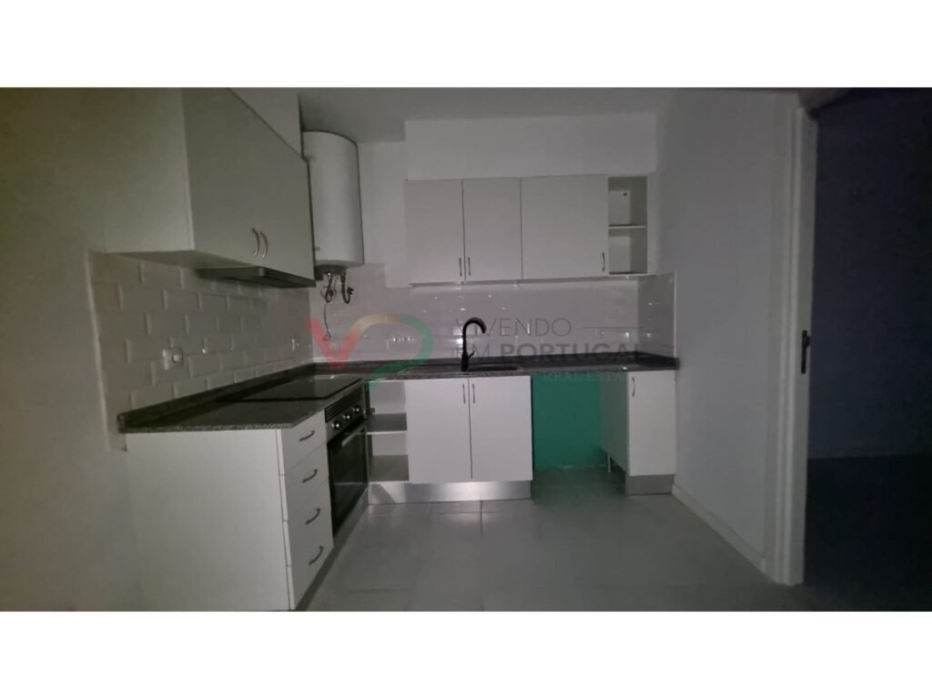 Apartamento T2 mobilado em Sangalhos